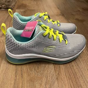 Women’s Sketcher Skech-Air Memory Foam Shoes, Size 6.5